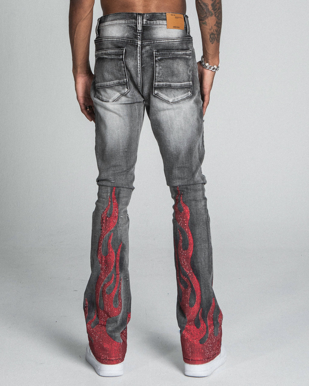 AJ23SK FLAME RHINESTONE STACKED JEANS