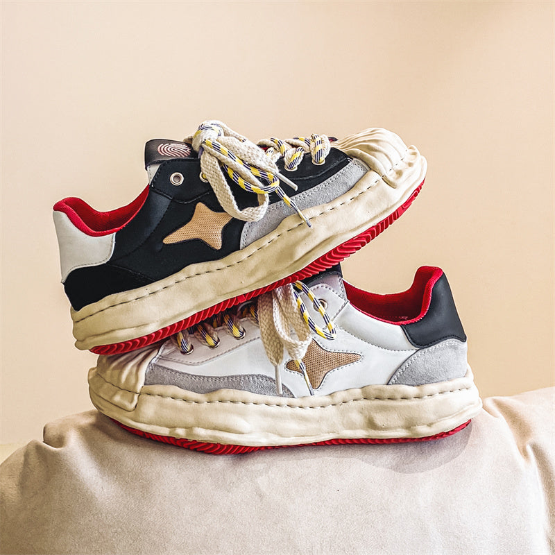 22020 EMA 12 Sneakers