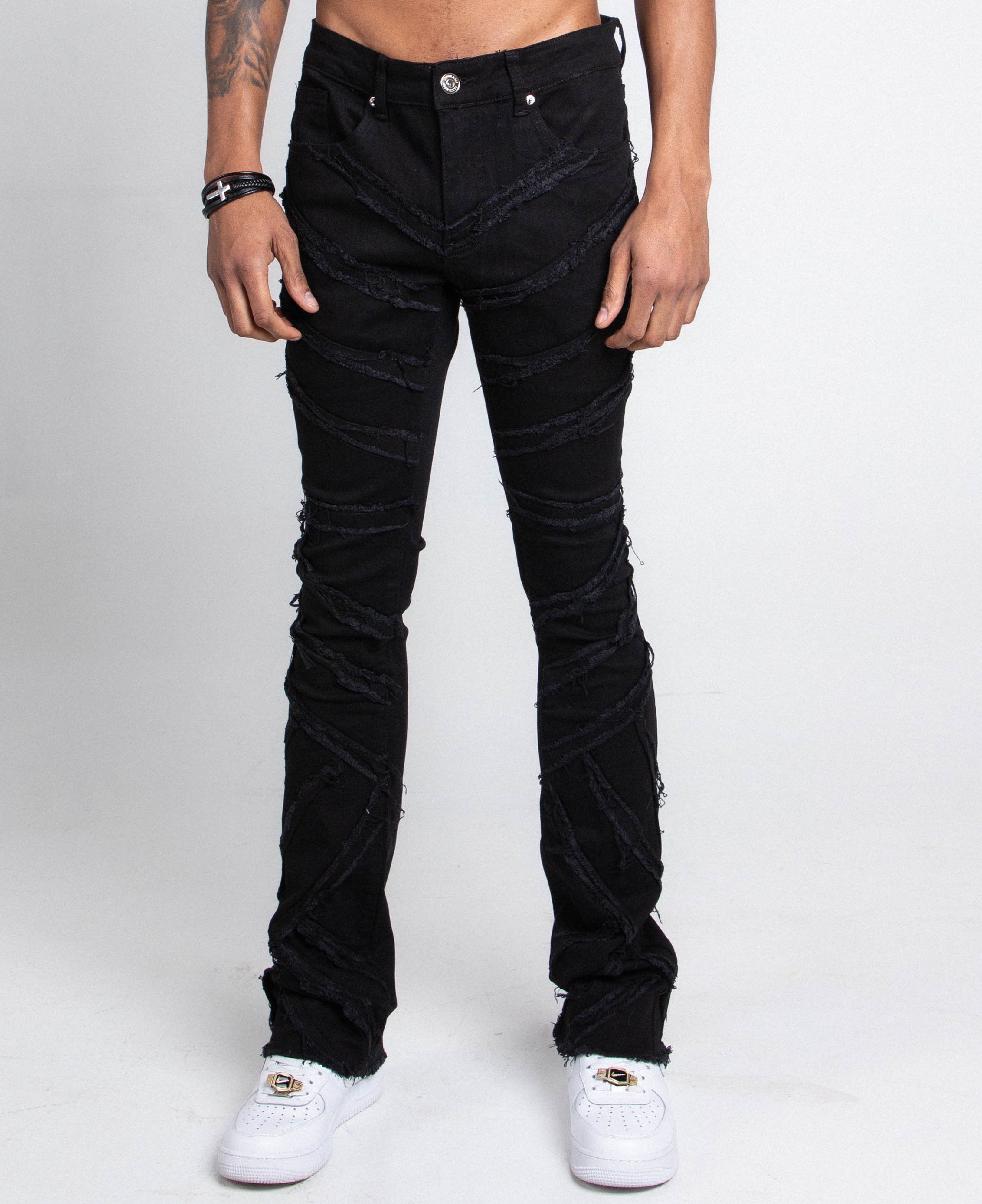 AJS410 SHREDDED STACKED JEANS