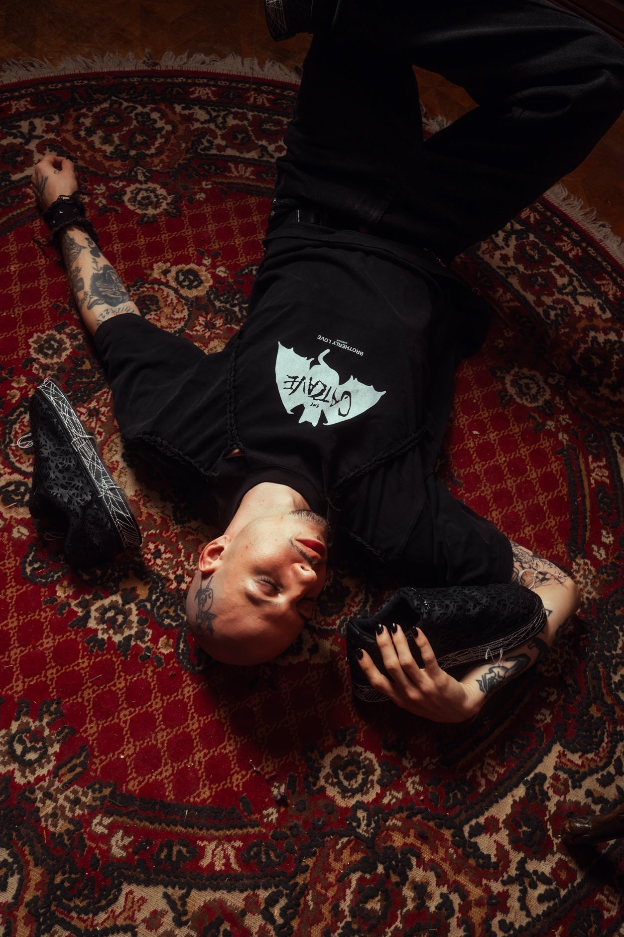 BL NIGHT CRAWLER SNEAKERS