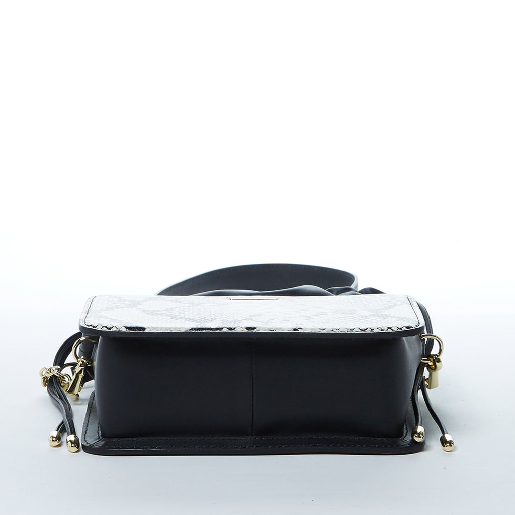 Leather Bucket Bag Black Purse Snakeskin Drawstring Design Medium Size Bag