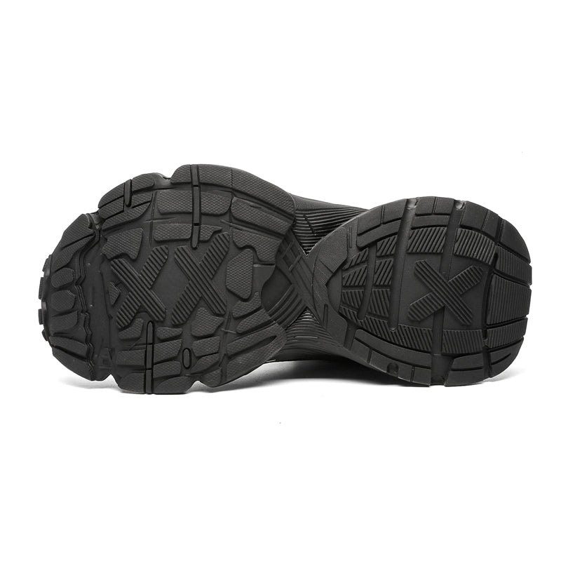 S25888 Black Norus Sneakers