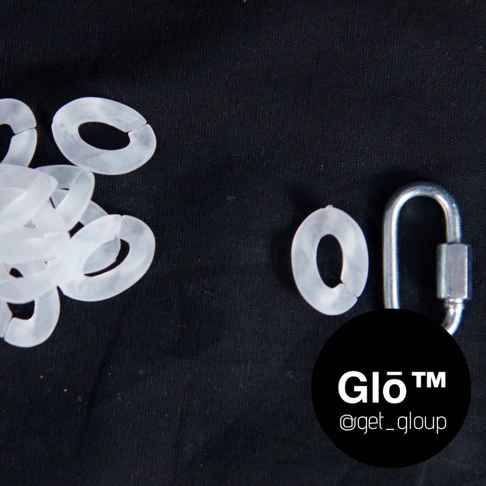 White Opal Medium Cuban Link Necklace – Acrylic Glass Chain for Y2K Fashion, Layering & Everyday Style